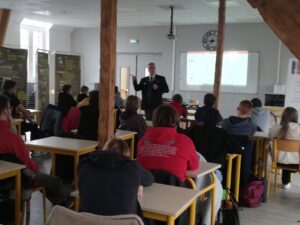 Au Lycée Saint Luc de Cambrai 3
