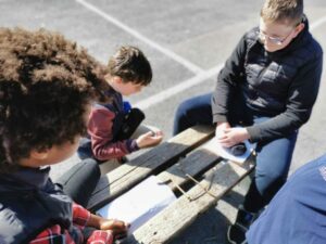 à l'école et au Collège N.Dame de l'Assomption de Bavay 1