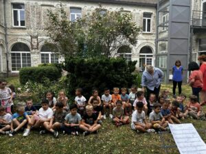 à l'école Jean-Paul II de Denain