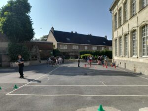 à l'école Marie-Immaculée de Valenciennes 3