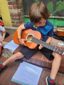 à l'école Saint Bernard de Cambrai 24