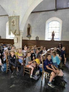 à l'école Saint Joseph de Solesmes 38