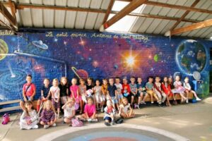 à l'école Sainte Famille de Raismes 1