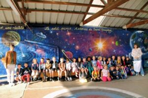à l'école Sainte Famille de Raismes 2