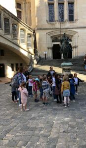 à l'école de la Sainte Union de Douai 29