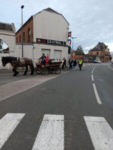 Aller à l'école en calèche ... Projet éco-citoyen à l'école Saint Joseph de Villers-Outréaux 1