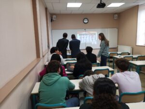 au Lycée Notre Dame de Valenciennes 33