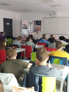Le collège Jean-Paul II de Denain se mobilise en faveur de la lutte contre les leucodystrophies... 2