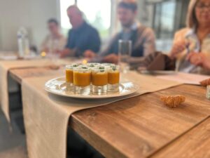 Réaliser des cocktails et des amuse-bouche sur la thématique de l'Automne, c'est le défi des élèves de l'Institution Saint Pierre de Fourmies 11