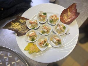 Réaliser des cocktails et des amuse-bouche sur la thématique de l'Automne, c'est le défi des élèves de l'Institution Saint Pierre de Fourmies 2