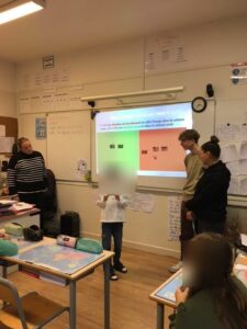 Des étudiants de l'école "Educateurs spécialisés" de Mons sont intervenus en CM2 sur le harcèlement scolaire à l'école Saint Bernard de Cambrai 2