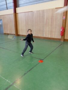 Initiation au Badminton à l'école Saint Joseph de Solesmes pour les CE2-CM1 4