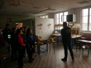 Journée d'immersion au Lycée Saint Luc de Cambrai pour les élèves de 3ème du Collège Saint Joseph de Villers-Outréaux... 11