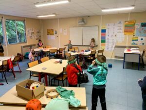 Les élèves de l'école Saint Roch de Cambrai ont vécu une journée de sensibilisation aux différents handicap : moteur, auditif, cognitif et moteur. 3