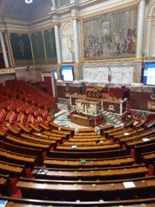 Lundi 06 novembre 2023, les élèves délégués 5ème, 4ème et 3ème du collège Saint-Luc se sont rendus au Palais-Bourbon pour une visite de l’Assemblée nationale. 1