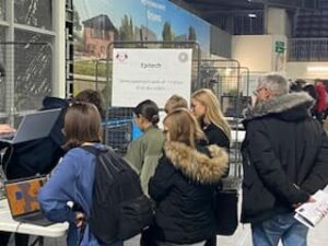 Visite des 3èmes prépa-métiers du Lycée Deforest de Lewarde de Douai au salon Robotik d'Orchies dans le cadre de la semaine de l'industrie.