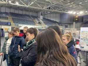 Visite des 3èmes prépa-métiers du Lycée Deforest de Lewarde de Douai au salon Robotik d'Orchies dans le cadre de la semaine de l'industrie. 5