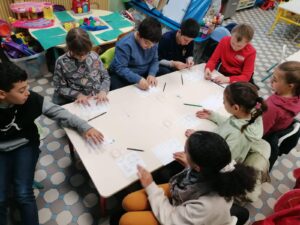 Ateliers découverte de langue à l'école Jean-Paul II de Denain 2
