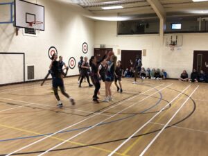 C’est avec fierté que nos 80 jeunes de l'Institution Saint Jean de Douai ont pu de nouveau défendre les couleurs de leur établissement lors du traditionnel week-end sportif au collège Saint Edmund de Ware (Angleterre). 2
