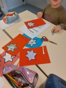 C'est désormais une tradition à l'école, chaque temps fort liturgique est l'occasion pour les enseignants de mener des ateliers de catéchèse.