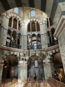 Le Collège Notre Dame de l'Assomption de Bavay au marché de Noël de Aachen ! 5