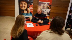 L'ensemble Saint Luc de Cambrai au forum post bac au marché couvert de Cambrai. 5