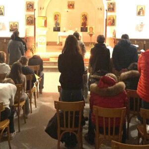 L'équipe pastorale de l'institut d'Anchin à proposée aux 45 jeunes qui se préparent à la confirmation de prendre quelques heures en cœur à cœur avec Jésus. 1