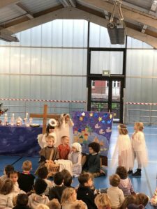Une belle célébration de l'Avent à l'école Saint Jean-Baptiste de la Salle de Valenciennes 6