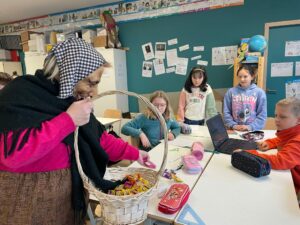La Befana est arrivée au collège Notre Dame de la Renaissance de Somain 13