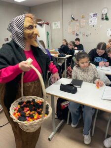 La Befana est arrivée au collège Notre Dame de la Renaissance de Somain 8