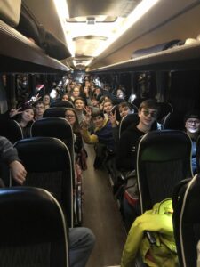 Les jeunes du Collège Sainte Marie de Valenciennes à Morzine !