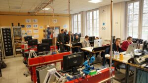 10 participants provenant des académies d'Amiens et de Lille pour la formation CTPN (Comité Technique Pédagogique National) ce sont retrouvés au LP Saint Luc de Cambrai