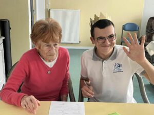 Activités intergénérationnelles pour les élèves de l'Institution St Pierre de Fourmies et les élèves de l'école Saint Joseph d'Anor. 9