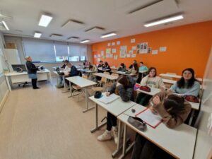 au Collège Notre Dame de la Renaissance de Somain.... 14