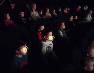 Cinéma pour les élèves de maternelle de l'école Saint Joseph de Cambrai. 3