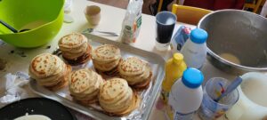 Crêpes au menu pour les élèves de l'école Saint Bernard de Cambrai !
