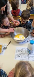 Crêpes au menu pour les élèves de l'école Saint Bernard de Cambrai ! 3