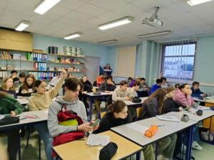 EDUCFI une nouvelle formation obligatoire ! on en parle au Collège Saint Jean-Baptiste de la Salle de Valenciennes. 2