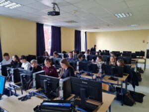 Immersion des 3e dans les spécialités du Lycée Général au Lycée Saint Pierre de Fourmies. 2