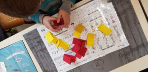 J-... pour l'exposition sur le Nouvel An Chinois à l'école Immaculée Conception de Cambrai 1