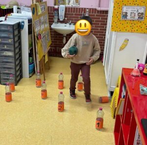 La manipulation au cœur des apprentissage à l'école Saint Joseph de Villers-Outréaux.