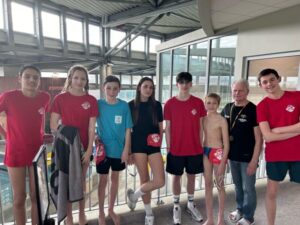 Les élèves de la section sportive natation du Collège Saint Jean-Baptiste de la Salle de Valenciennes ont brillamment représenté le collège 4