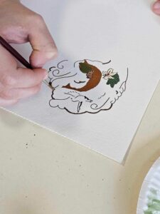 Les élèves de l'atelier d'écriture de l'Institution Notre Dame des Anges de Saint Amand les Eaux ont terminé leur lettrine après avoir fabriqué la couleur: un travail d'orfèvre qu'ils ont réussi avec brio! 6