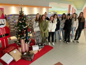 Les élèves de seconde professionnelle du Lycée Hélène Boucher de Somain terminent actuellement leur première PFMP, période de formation en milieu professionnel. 10