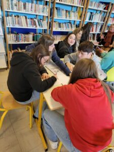 Les élèves de seconde professionnelle du Lycée Hélène Boucher de Somain terminent actuellement leur première PFMP, période de formation en milieu professionnel. 23