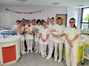 Les élèves de seconde professionnelle du Lycée Hélène Boucher de Somain terminent actuellement leur première PFMP, période de formation en milieu professionnel.