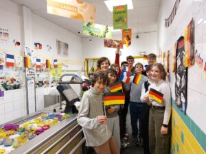 Les germanistes de l’Institut de la Sainte Union ont fêté la semaine franco-allemande en souvenir du Traité de l’Elysée,