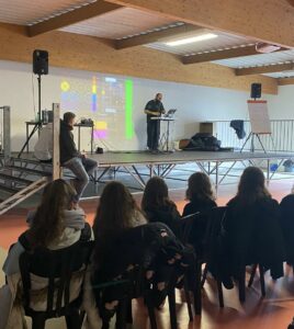 Passionnant d'avoir la Cie Racines Carrées intervenir au collège Notre Dame de la Providence d'Orchies pour une expérience enrichissante sur la « CULTURE du HIP-HOP » 5