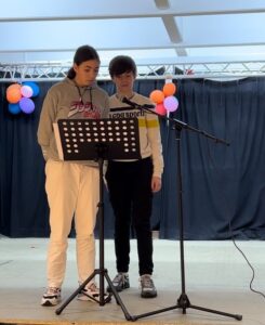 Poésie en musique pour les élèves de 4ème du collège Notre Dame de Grâce de Maubeuge !