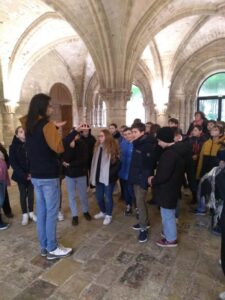 Visite de l’Abbaye de Vaucelles pour nos jeunes du collège Sainte Anne de Sebourg qui effectuent leur retraite de profession de foi ! 2